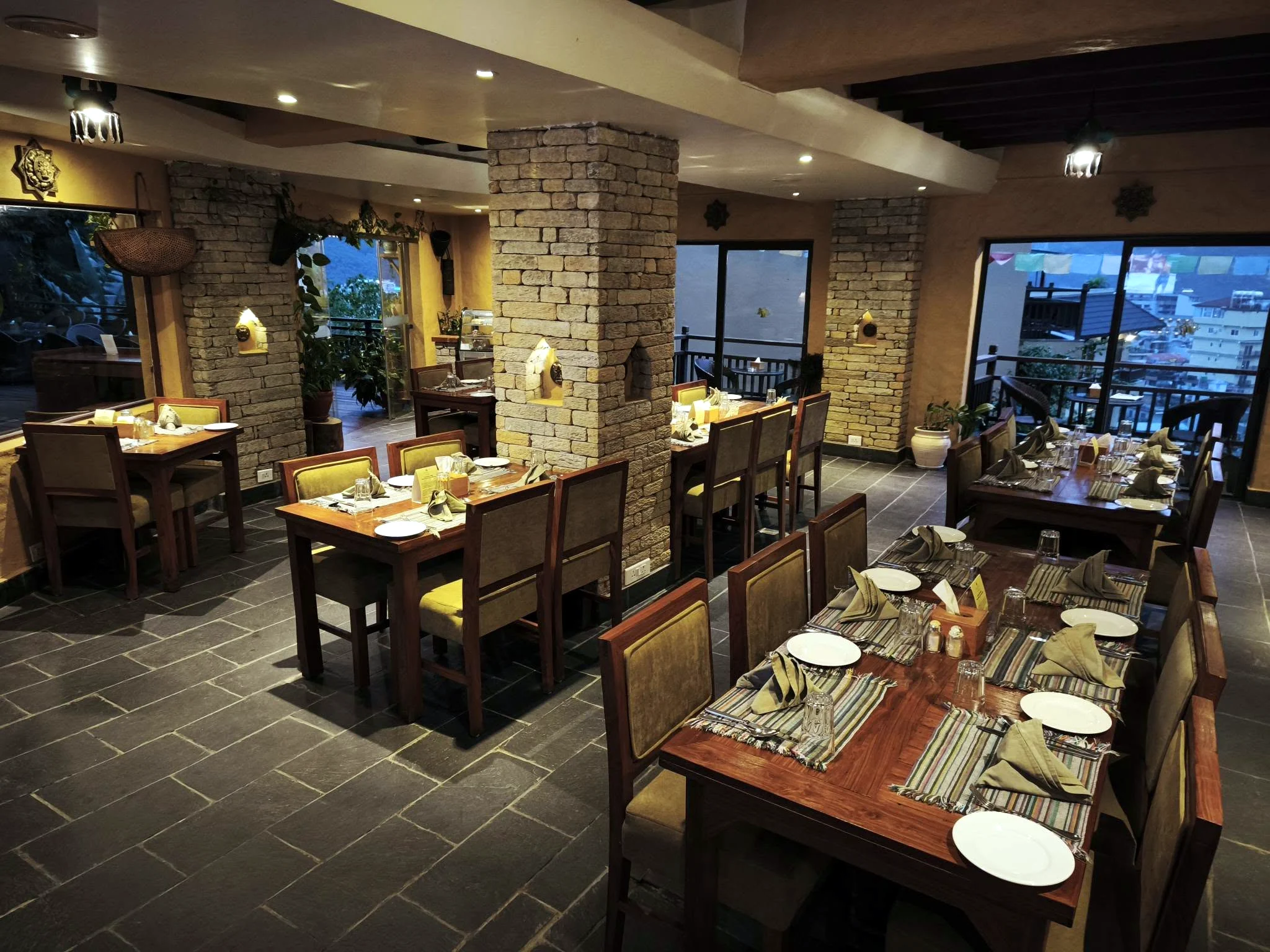 Lamjung Kitchen dining room